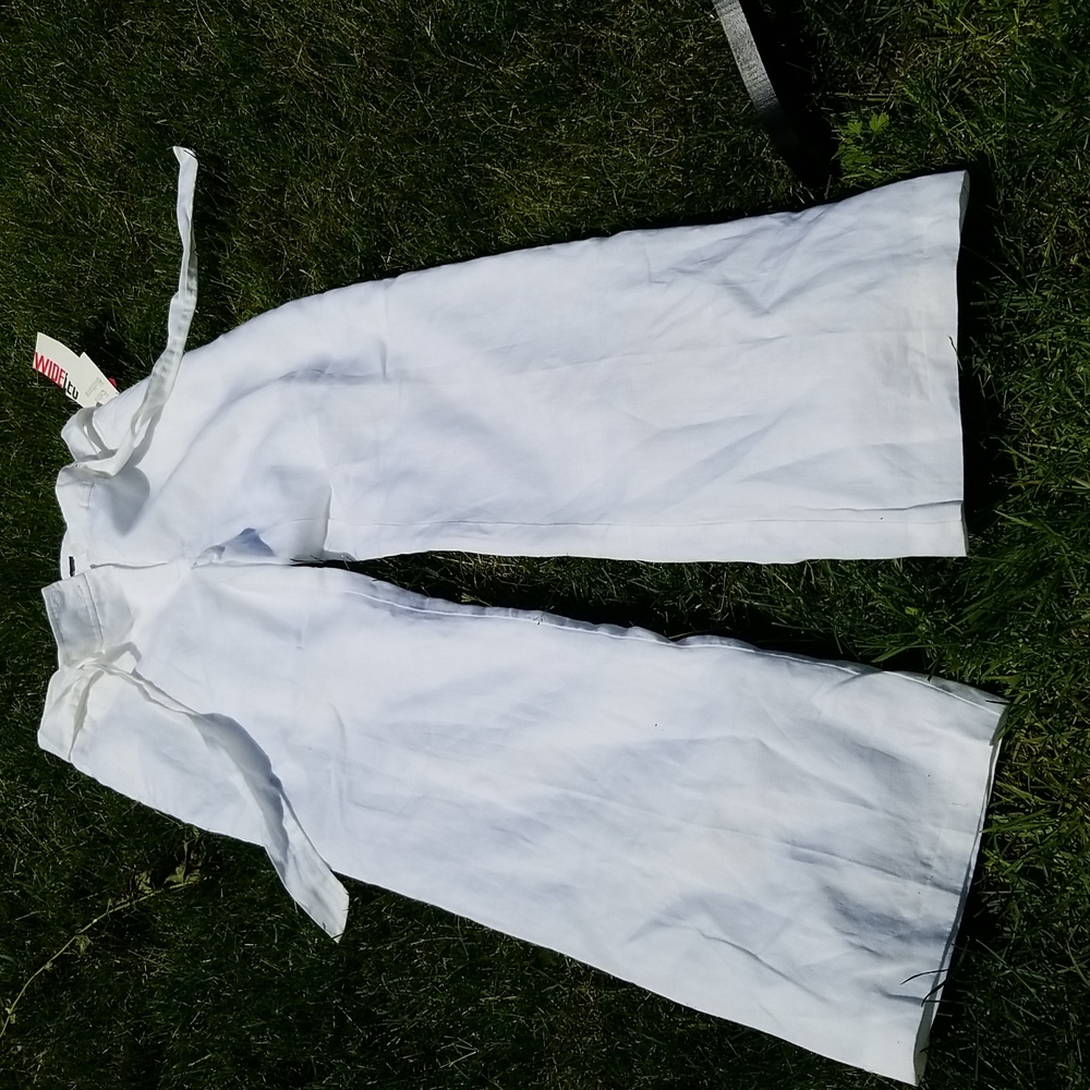 Wide leg pants